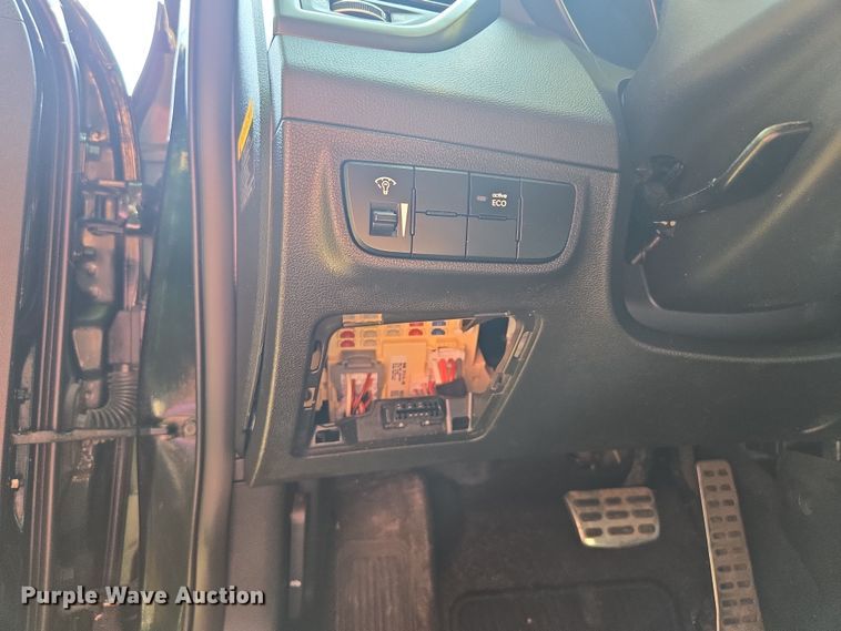 image for item EV1567 2014 Hyundai Veloster Turbo 