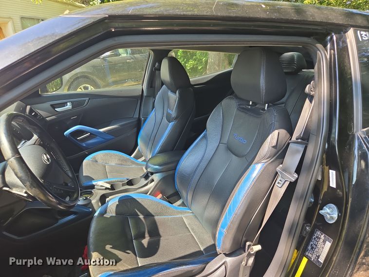 image for item EV1567 2014 Hyundai Veloster Turbo 