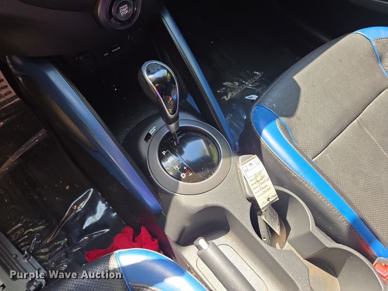 image for item EV1567 2014 Hyundai Veloster Turbo 