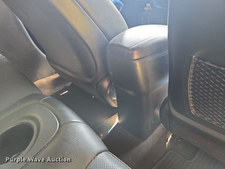 image for item EV1567 2014 Hyundai Veloster Turbo 