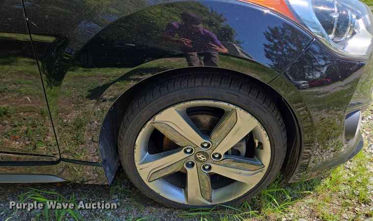 image for item EV1567 2014 Hyundai Veloster Turbo 