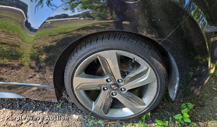 image for item EV1567 2014 Hyundai Veloster Turbo 