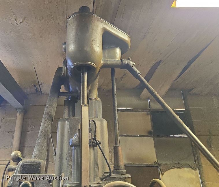 image for item EV1569 Pratt & Whitney M-1695 jig borer 