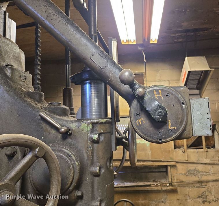 image for item EV1569 Pratt & Whitney M-1695 jig borer 