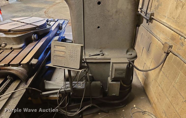 image for item EV1569 Pratt & Whitney M-1695 jig borer 