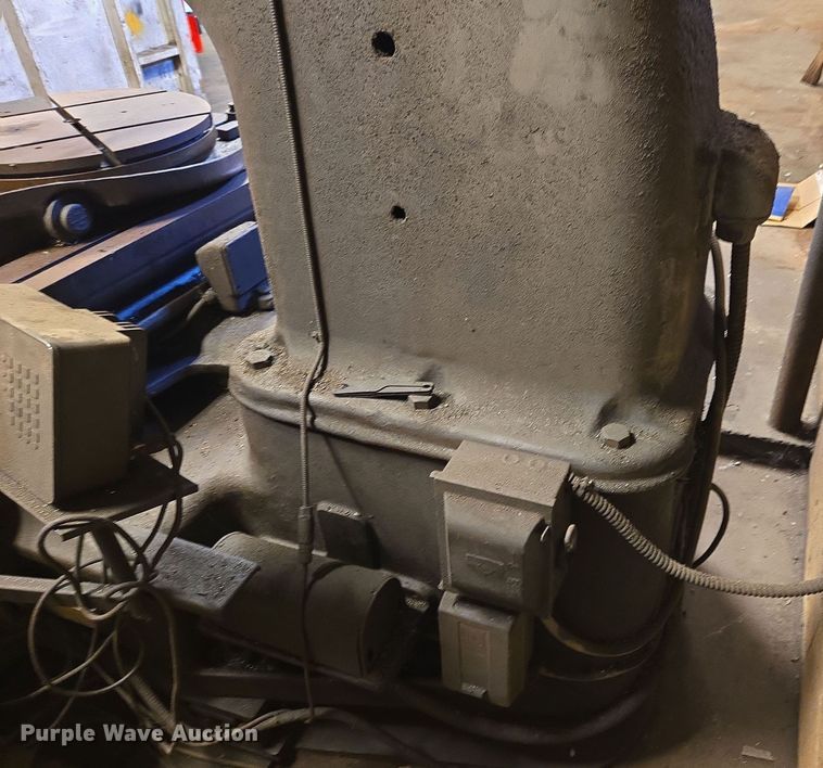 image for item EV1569 Pratt & Whitney M-1695 jig borer 