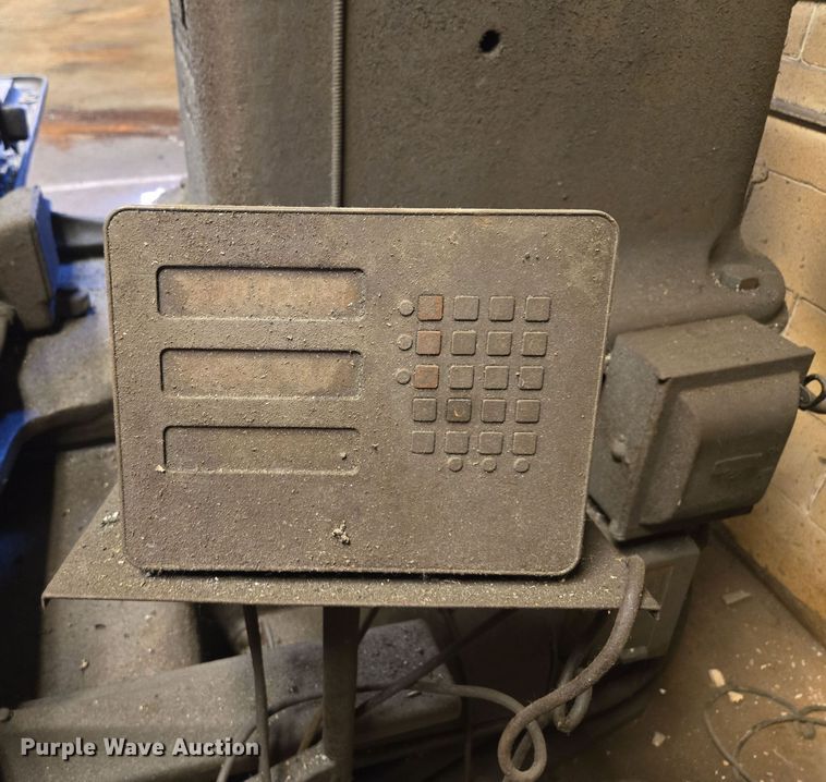 image for item EV1569 Pratt & Whitney M-1695 jig borer 