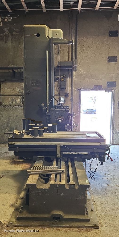 image for item EV1571 Cincinnati Gilbert milling machine