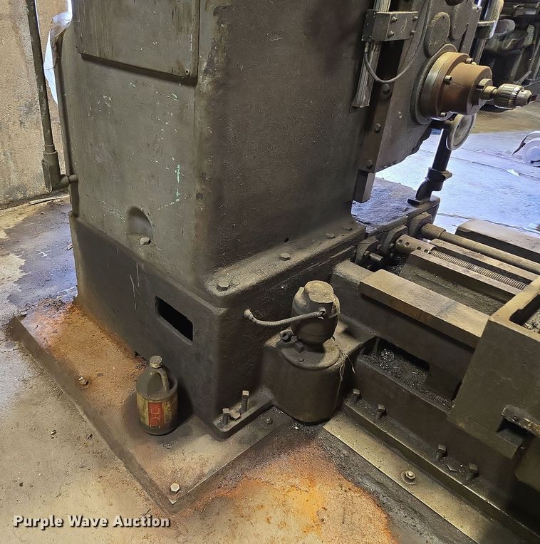 image for item EV1571 Cincinnati Gilbert milling machine