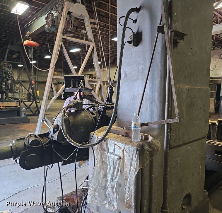 image for item EV1571 Cincinnati Gilbert milling machine