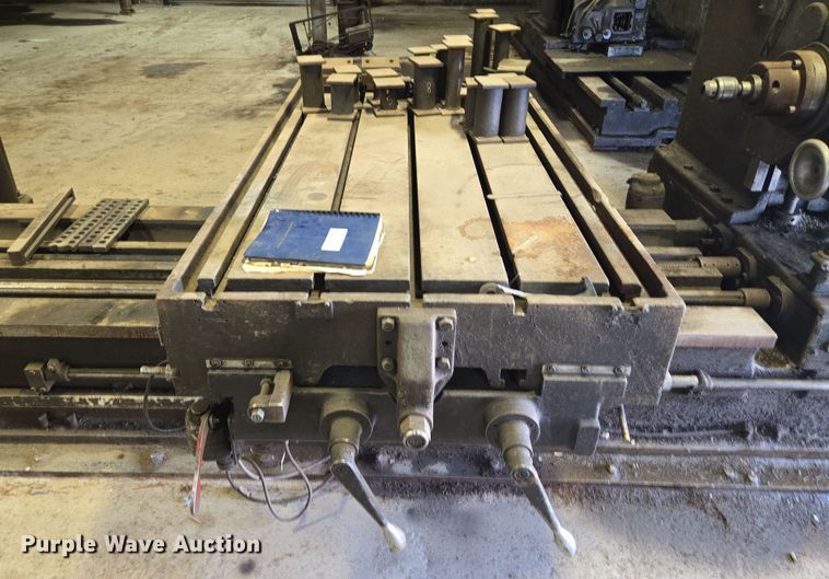 image for item EV1571 Cincinnati Gilbert milling machine