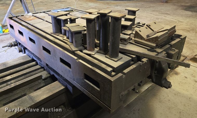 image for item EV1571 Cincinnati Gilbert milling machine