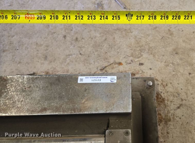 image for item EV1571 Cincinnati Gilbert milling machine