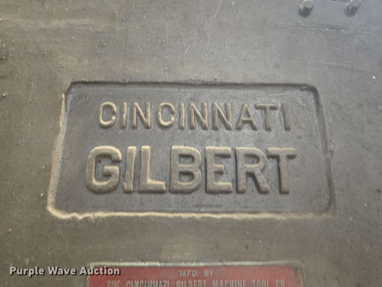 image for item EV1571 Cincinnati Gilbert milling machine
