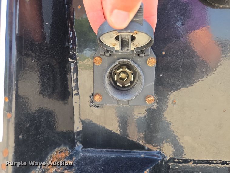 image for item EV1572 2021 Dodge Ram 5500 flatbed truck