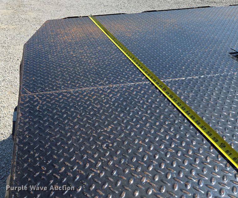 image for item EV1572 2021 Dodge Ram 5500 flatbed truck