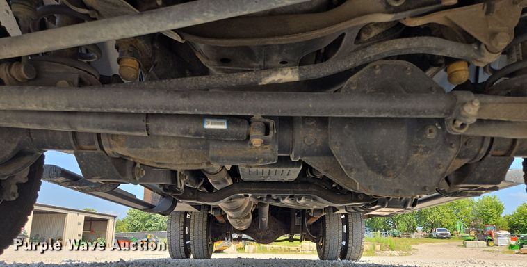 image for item EV1572 2021 Dodge Ram 5500 flatbed truck