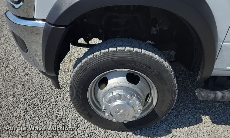 image for item EV1572 2021 Dodge Ram 5500 flatbed truck