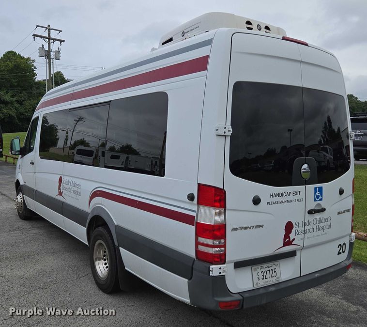 image for item FB9443 2016 Freightliner Sprinter 3500 shuttle bus
