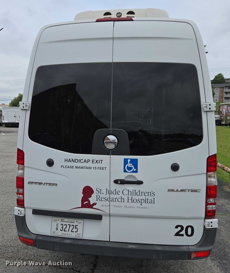 image for item FB9443 2016 Freightliner Sprinter 3500 shuttle bus