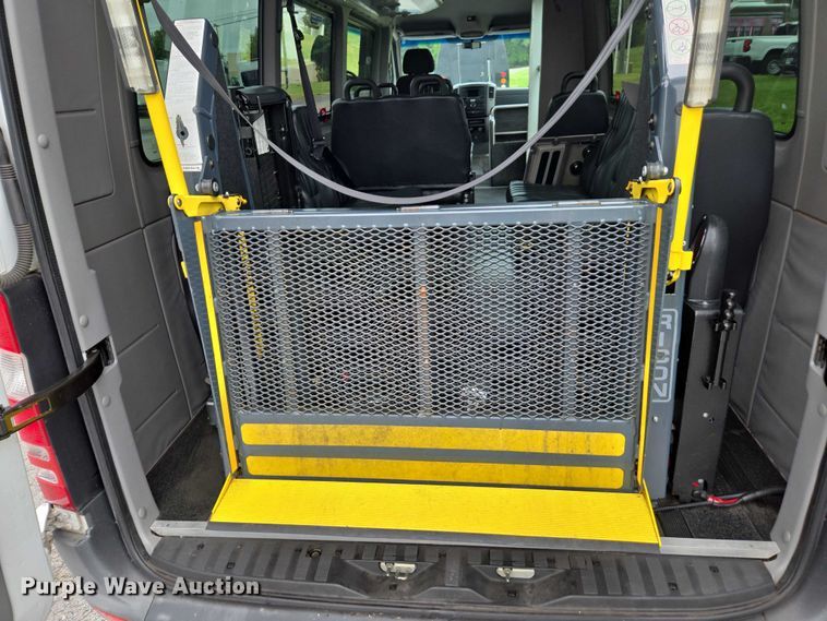 image for item FB9443 2016 Freightliner Sprinter 3500 shuttle bus