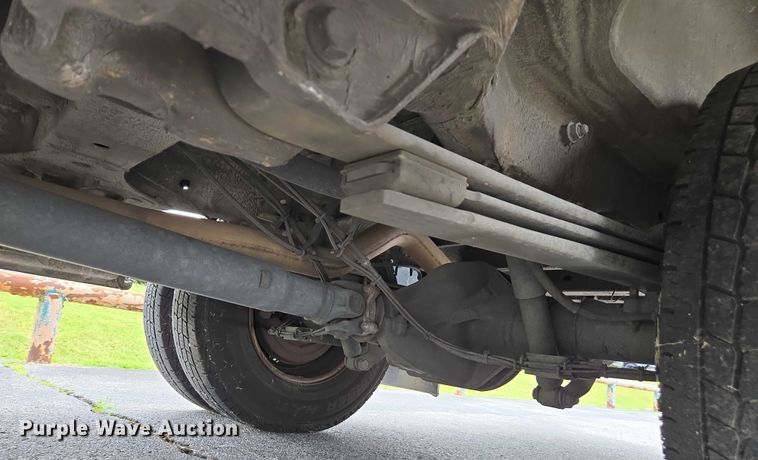 image for item FB9443 2016 Freightliner Sprinter 3500 shuttle bus