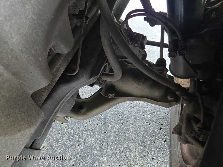 image for item FB9443 2016 Freightliner Sprinter 3500 shuttle bus