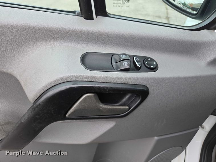 image for item FB9443 2016 Freightliner Sprinter 3500 shuttle bus