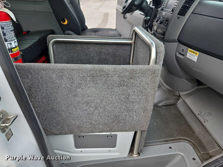 image for item FB9443 2016 Freightliner Sprinter 3500 shuttle bus