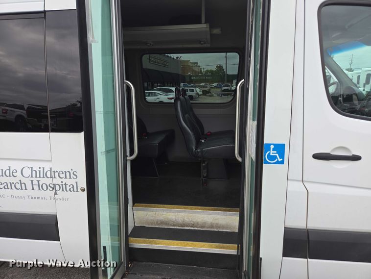 image for item FB9443 2016 Freightliner Sprinter 3500 shuttle bus