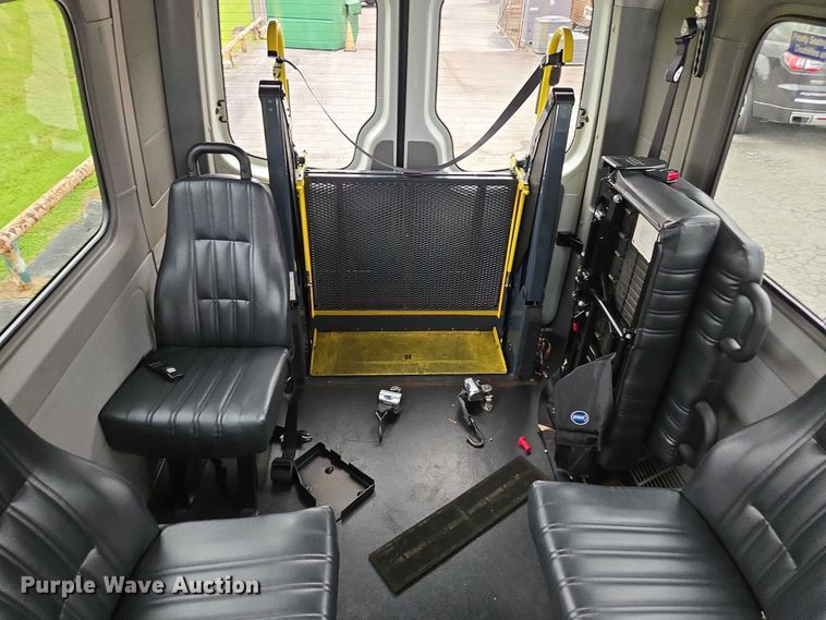 image for item FB9443 2016 Freightliner Sprinter 3500 shuttle bus