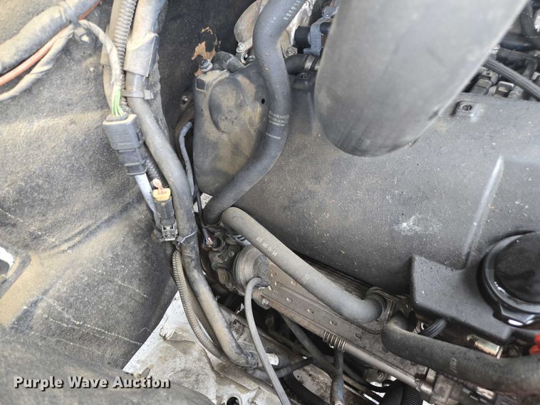 image for item FB9443 2016 Freightliner Sprinter 3500 shuttle bus