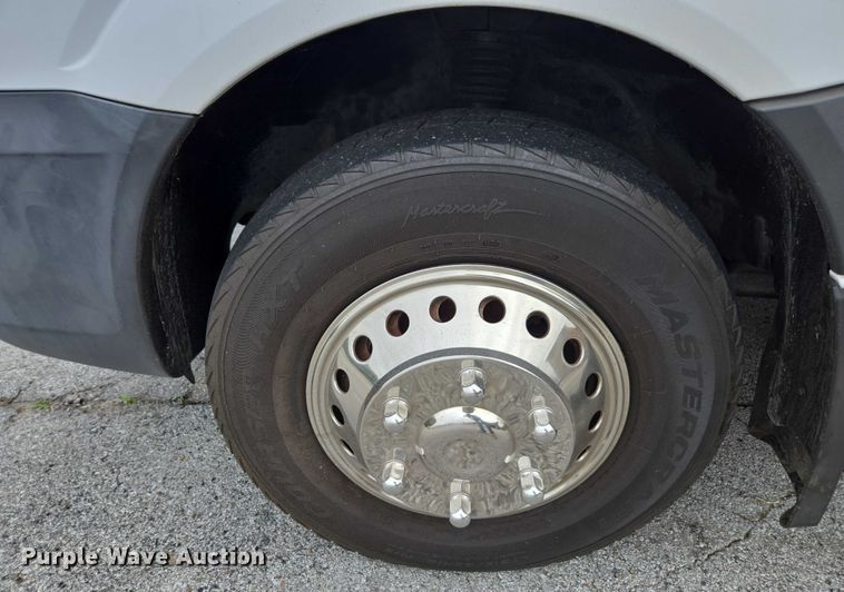 image for item FB9443 2016 Freightliner Sprinter 3500 shuttle bus