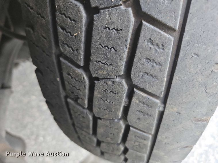 image for item FB9443 2016 Freightliner Sprinter 3500 shuttle bus