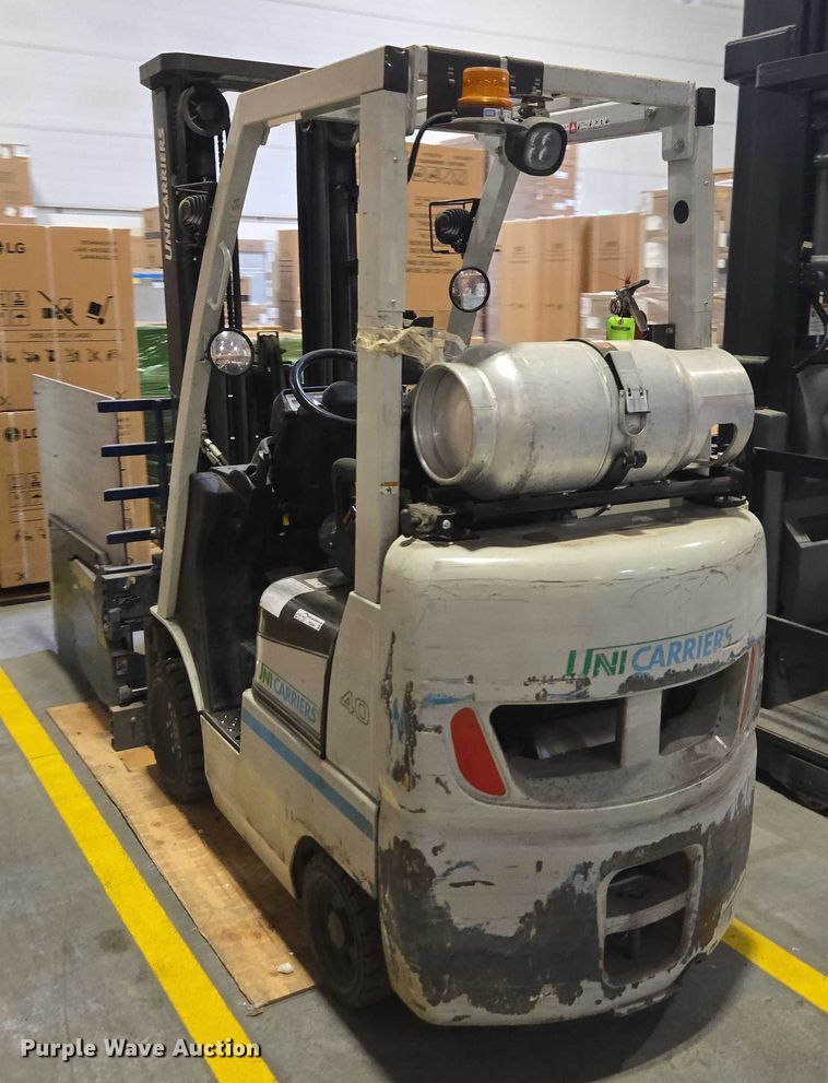 image for item FB9464 2018 UniCarriers CFS40 forklift