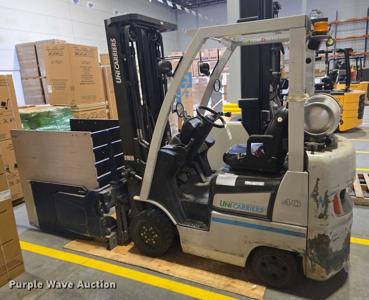 image for item FB9464 2018 UniCarriers CFS40 forklift