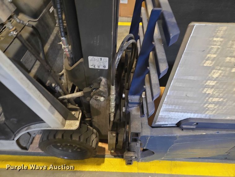 image for item FB9464 2018 UniCarriers CFS40 forklift