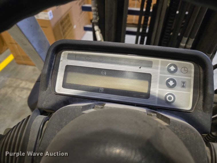 image for item FB9464 2018 UniCarriers CFS40 forklift