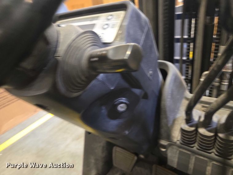 image for item FB9464 2018 UniCarriers CFS40 forklift