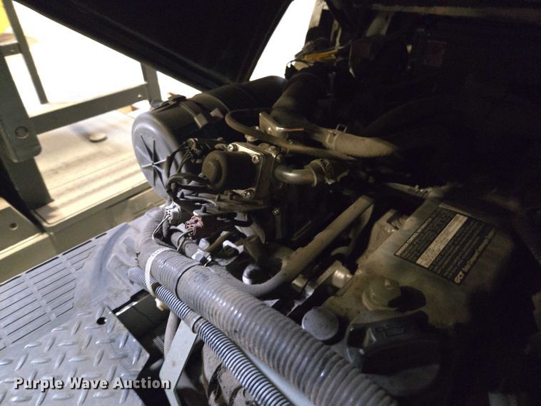 image for item FB9464 2018 UniCarriers CFS40 forklift