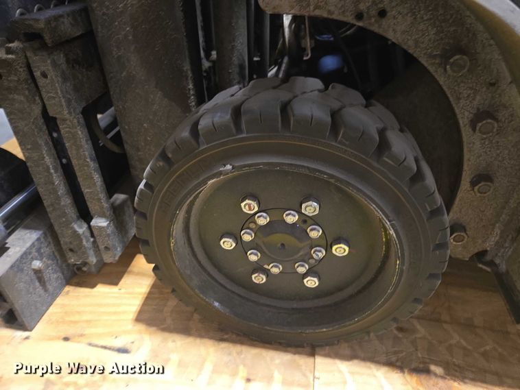 image for item FB9464 2018 UniCarriers CFS40 forklift