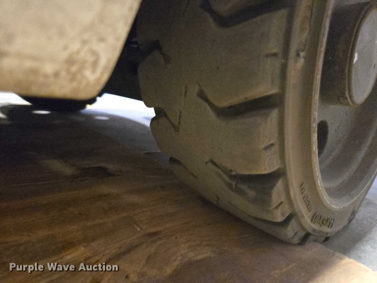 image for item FB9464 2018 UniCarriers CFS40 forklift