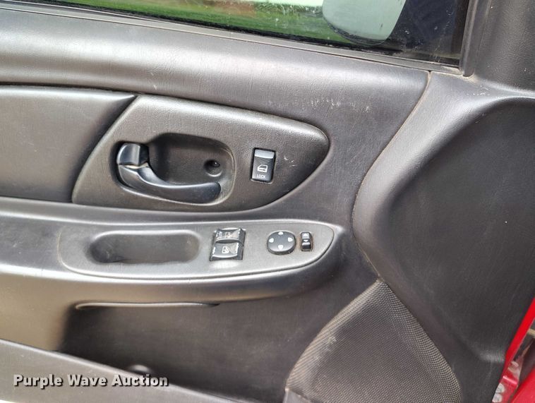 image for item IP9649 2002 Chevrolet Monte Carlo 