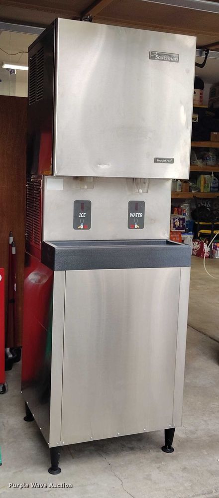 image for item IP9652 Scotsman Touchfree ice and water machine