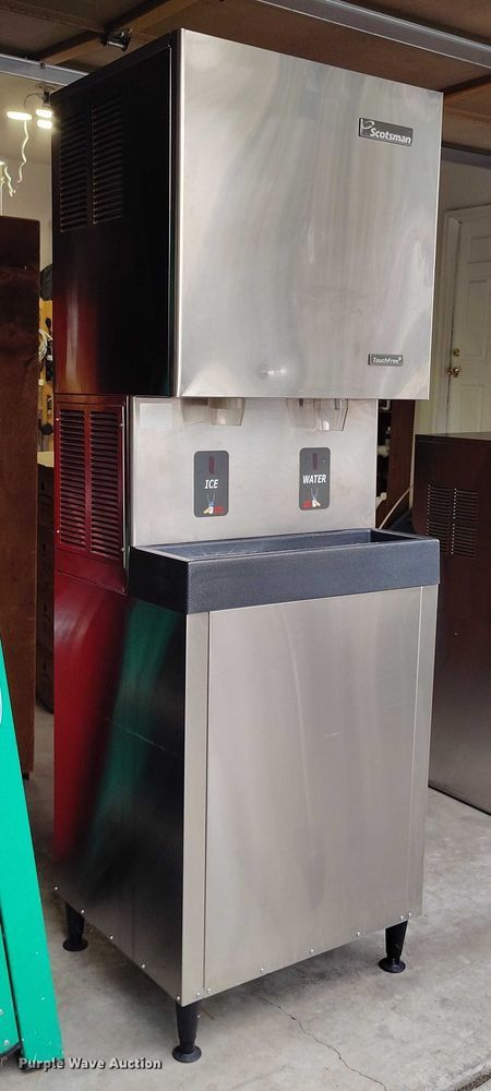 image for item IP9652 Scotsman Touchfree ice and water machine