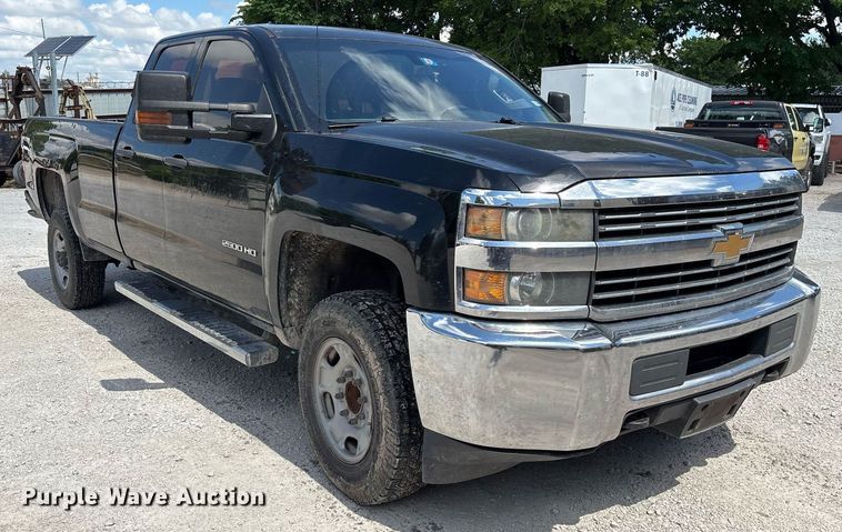 image for item ND9769 2016 Chevrolet Silverado 2500HD Double Cab pickup truck