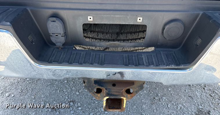 image for item ND9769 2016 Chevrolet Silverado 2500HD Double Cab pickup truck