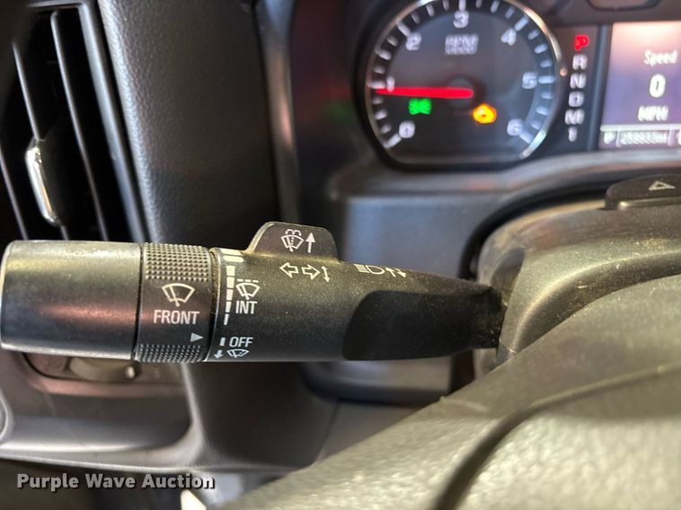 image for item ND9769 2016 Chevrolet Silverado 2500HD Double Cab pickup truck