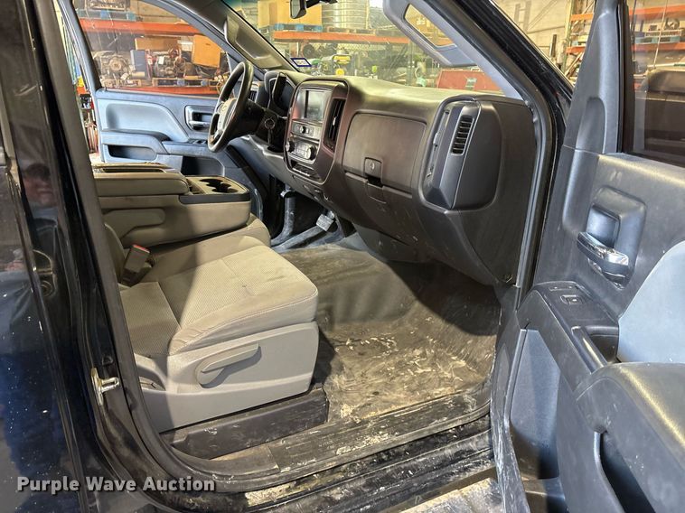 image for item ND9769 2016 Chevrolet Silverado 2500HD Double Cab pickup truck