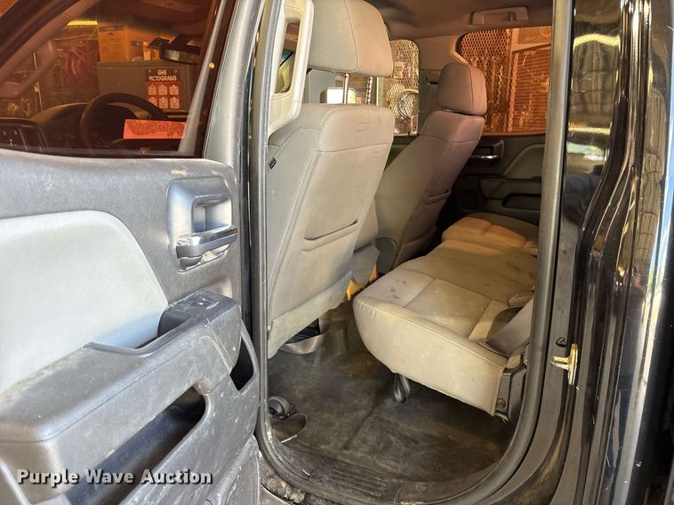 image for item ND9769 2016 Chevrolet Silverado 2500HD Double Cab pickup truck